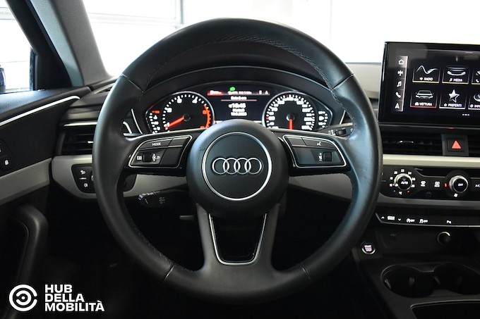 AUDI A4 Avant 40 TDI S tronic Business